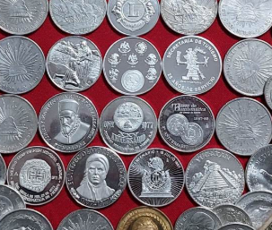 Monedas y Medallas de Colección