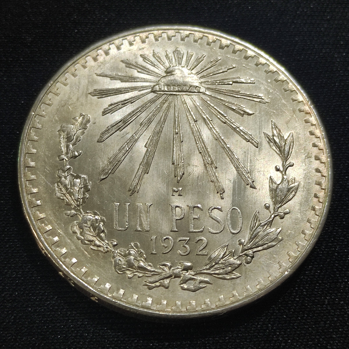 Moneda Un Peso Plata Ley .720 Resplandor Año 1932 México