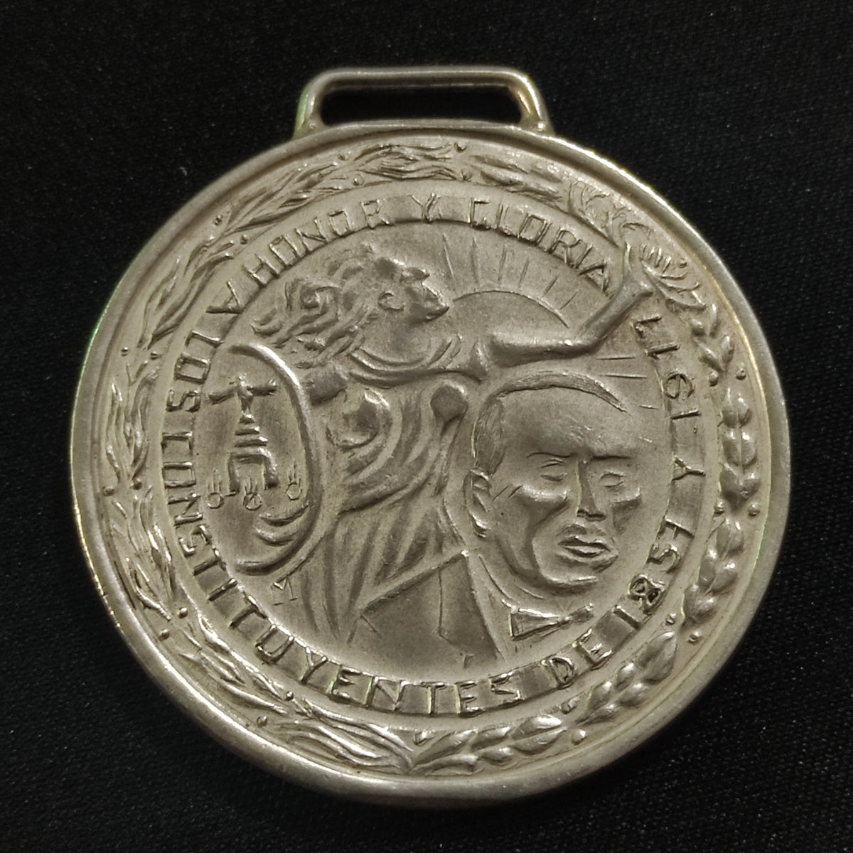 Medalla Plata Primer Centenario Erección Estado de Tlaxcala 1857-1957 Con Asa