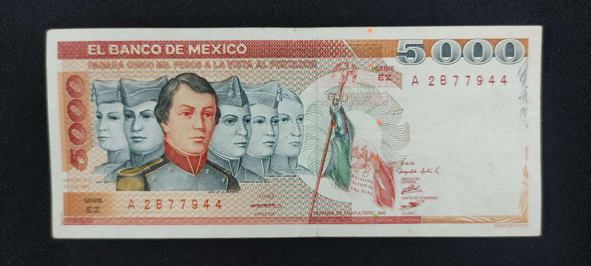 Billete 5,000 Pesos Niños Héroes Banco de México (1988) Naranja AU-VF